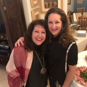 Meet your Posher, Debra